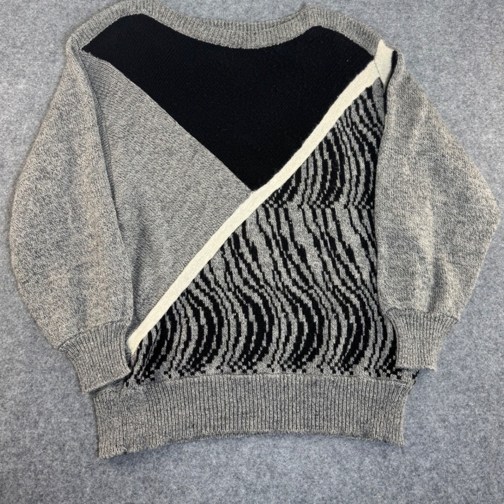 Knitivo Geometric Print Sweater Women Size 42 Gray Black White Long Sleeve